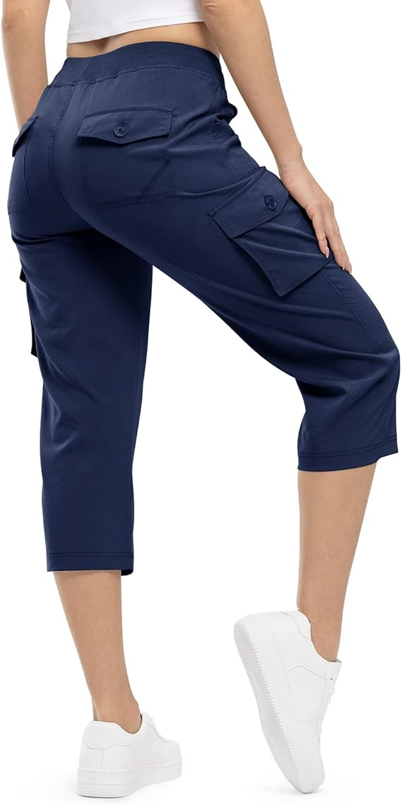 Multi Pocket Capri Cargo Pants