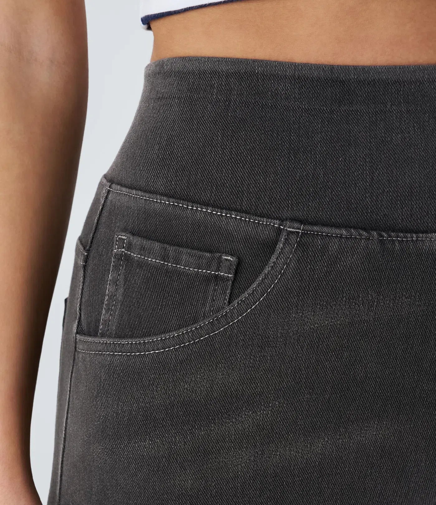 High Waisted Multiple Pockets Baggy Wide Leg Washed Stretchy Knit Casual Jeans